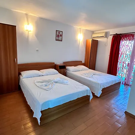 Homestay New Elada Costinesti